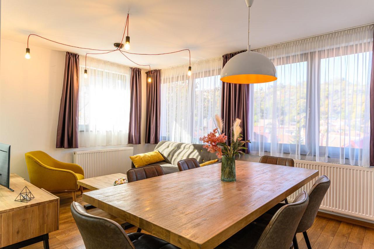 Sun Villas Accommodation Brasov Bagian luar foto