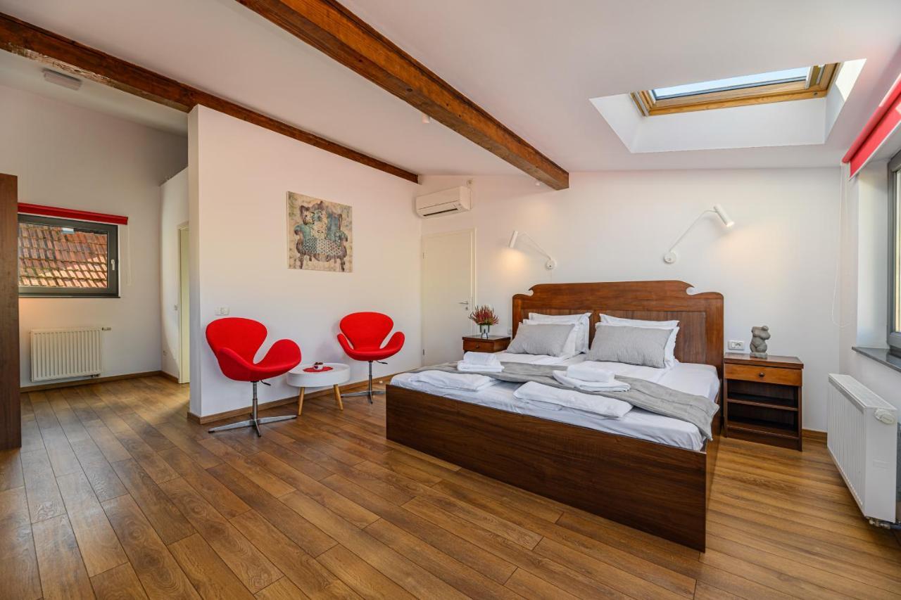 Sun Villas Accommodation Brasov Bagian luar foto