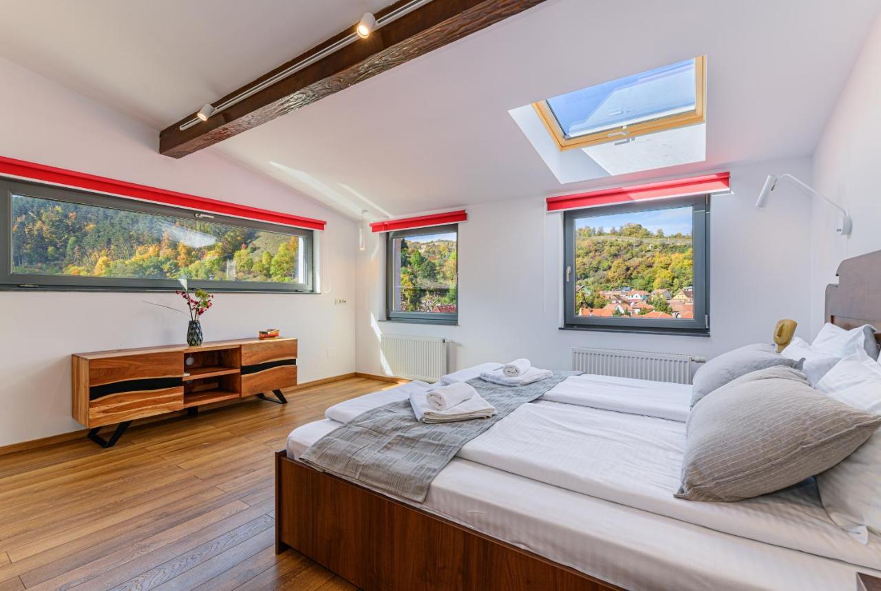 Sun Villas Accommodation Brasov Bagian luar foto