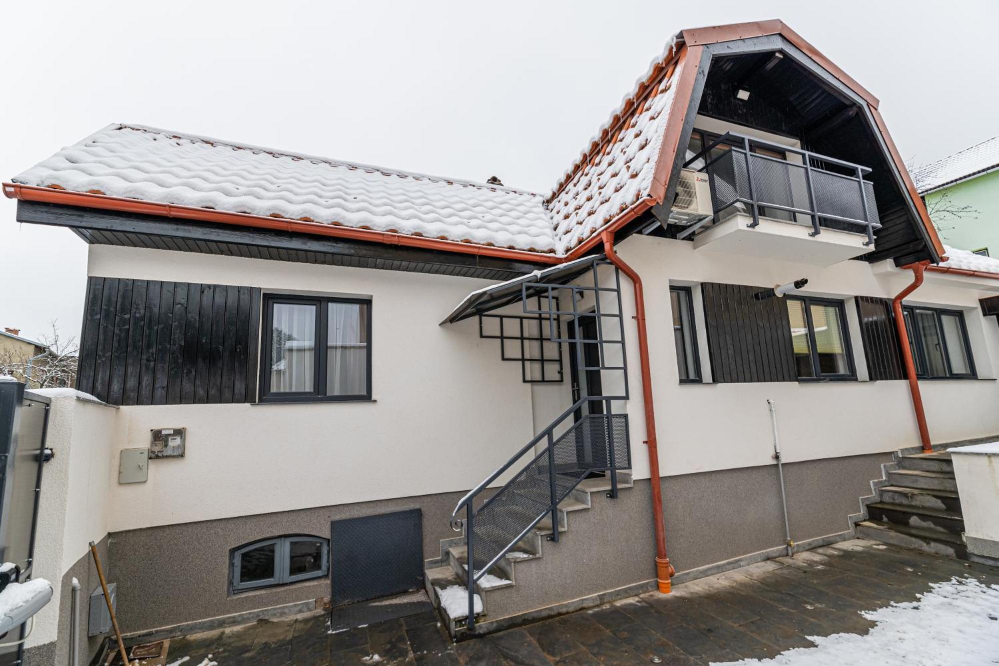 Sun Villas Accommodation Brasov Bagian luar foto