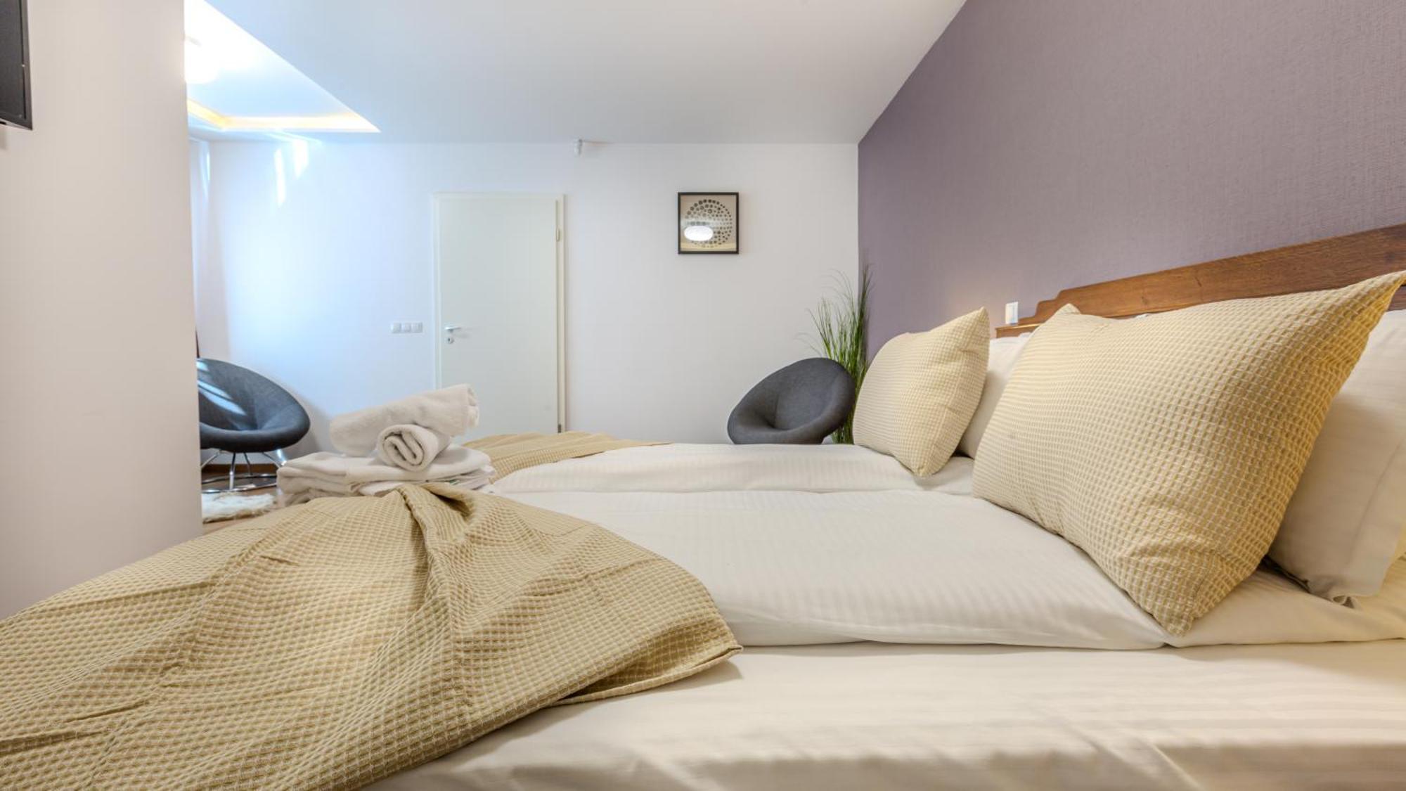 Sun Villas Accommodation Brasov Bagian luar foto
